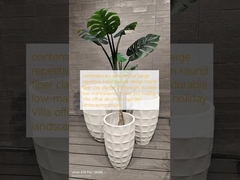 visual contemporâneo bege neutro textura linear repetitiva design vaso de fibra de argila redondo leve durável baixa manutenção vaso de flores decoração de escritório Villa feriado projeto de paisagismo de jardim