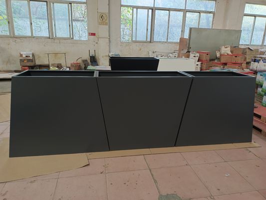 comprar Potes Geométricos de Plantação Metálica À Prova de Tempo em Ouro Negro e Prata online manufacture