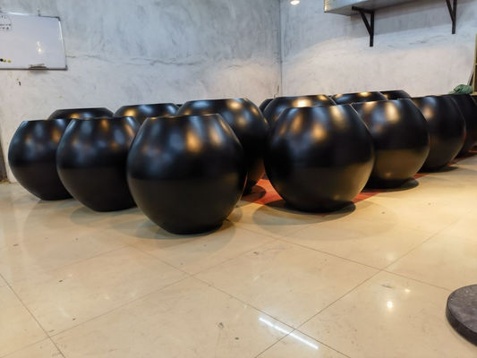 comprar Fabrica Fornecedor Venda superior Plantadores de fibra de vidro Resina Fibra de vidro vasos de flores para decoração de jardim online manufacture