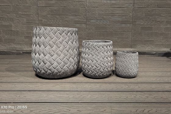 comprar Furtos de drenagem de plantação de argila reforçada esculpidos à mão para um regamento ideal e saúde das plantas online manufacture