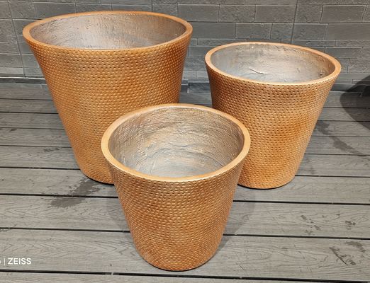 comprar Plantador de superfície de fibra de argila para plantação elegante e funcional ao ar livre online manufacture