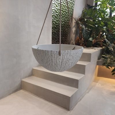 Plantações pendentes redondas de plástico 260*260*120MM para espaços internos / externos